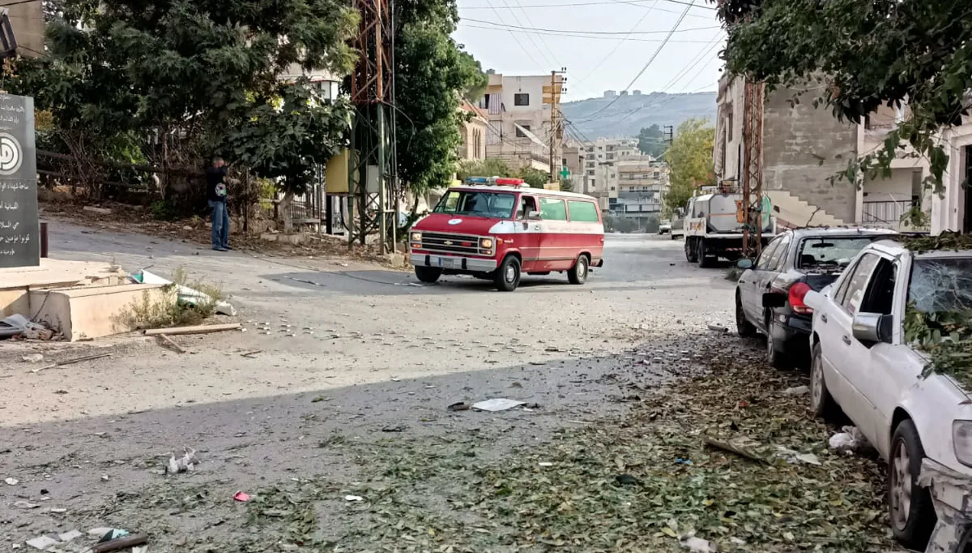 مشاهد مروّعة في حي المسلخ في النبطية... تدمير مبنى بالكامل (صور - فيديو)