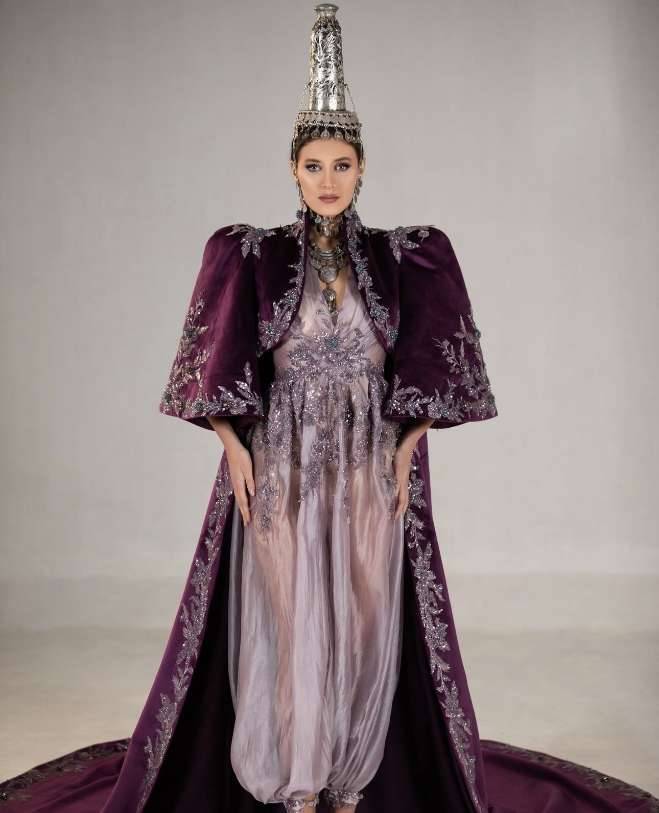 Nada Koussa, Ambassador of Hope, emphasizes the importance of mental health and shines in special symbolic fashions (photos and video)