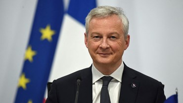 لومير خلال اجتماع في مقر وزارة الاقتصاد في باريس (25 شباط 2022، أ ف ب). 