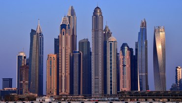 مشهد عامّ لناطحات سحاب في إمارة دبي (أ ف ب).