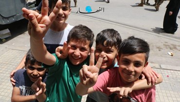 أولاد في بيروت خلال يوم الانتخابات الطويل (نبيل اسماعيل).