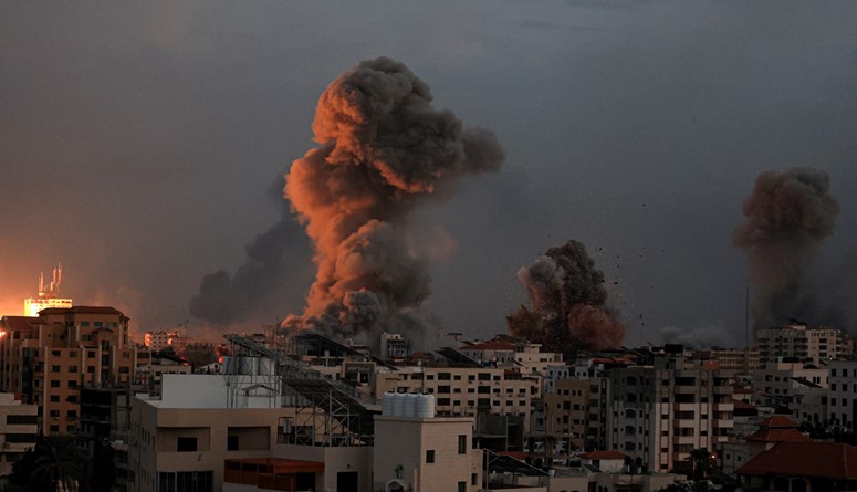 الجيش الاسرائيلي يعلن "استعادة السيطرة إلى حد ما" على حدود غزة