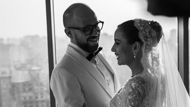 قصّة حبّهما تتوّج بنهاية مميّزة... جميلة عوض وأحمد حافظ يحتفلان بزفافهما (صور وفيديو)