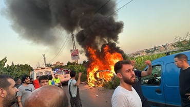 مسيّرة اسرائيلية استهدفت مساء امس سيارة في بلدة ديرقانون راس العين في قضاء صور.